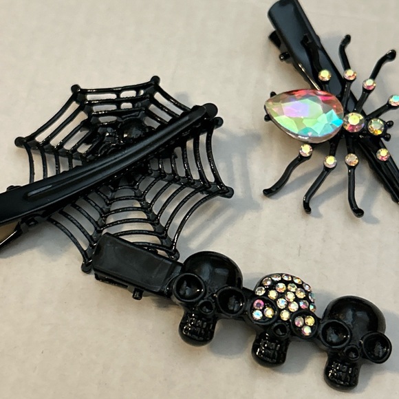 Skulls & Spider Hair Accessory Clip Black W/Red Rhinestones Emo Goth Set Of 3 - Picture 7 of 9